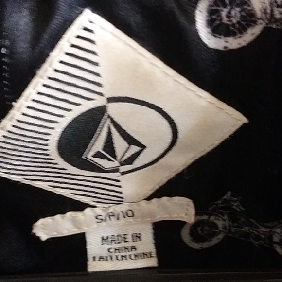 Volcom Faux Leather Women's Jacket - Picture 3 of 4